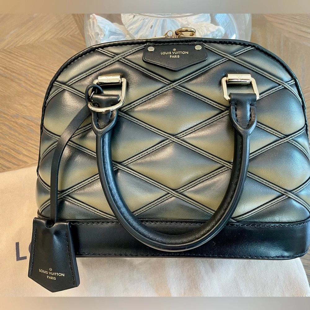 Authentic Louis Vuitton Alma BB Malletage Black, Cream, Green leather